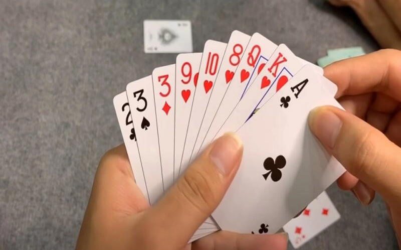phỏm có QKA không